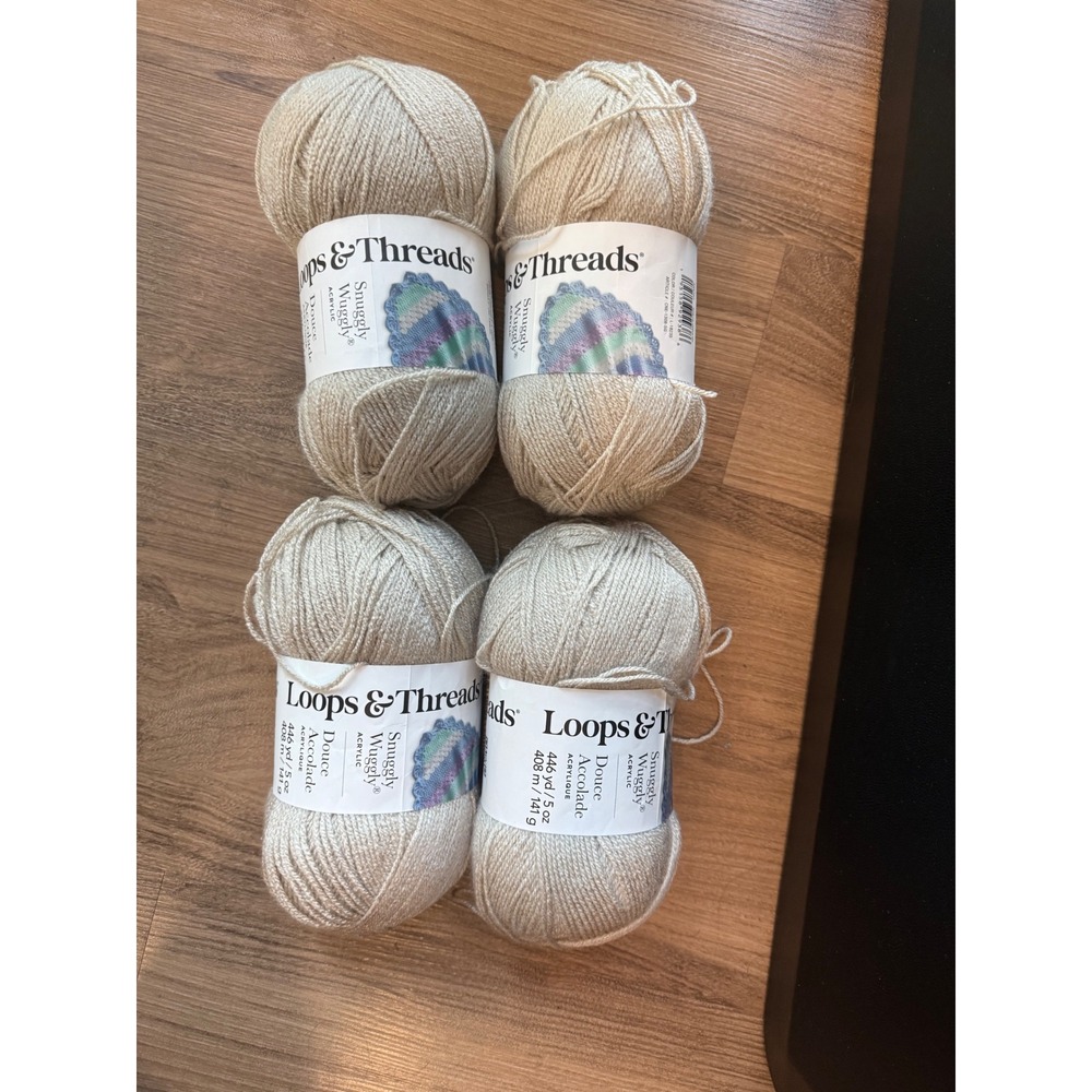 Loops & Threads Snuggly Wuggly Yarn Soft Grey 4 Skeins Light 3 Acrylic 1784yd